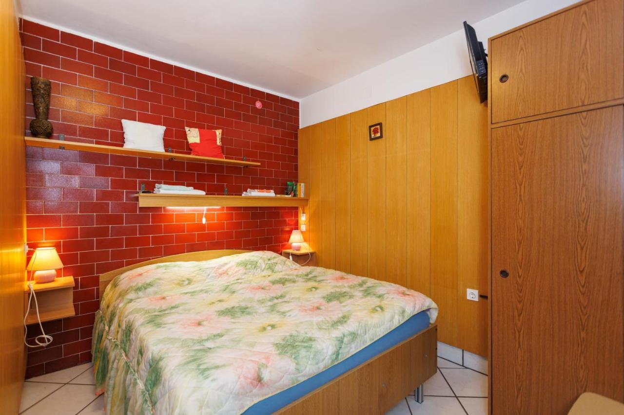 Apartments Pika 克尔克 外观 照片