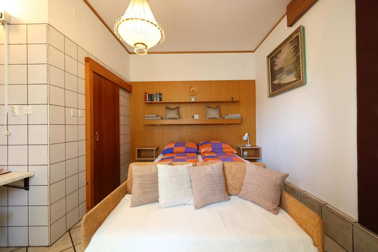Apartments Pika 克尔克 外观 照片