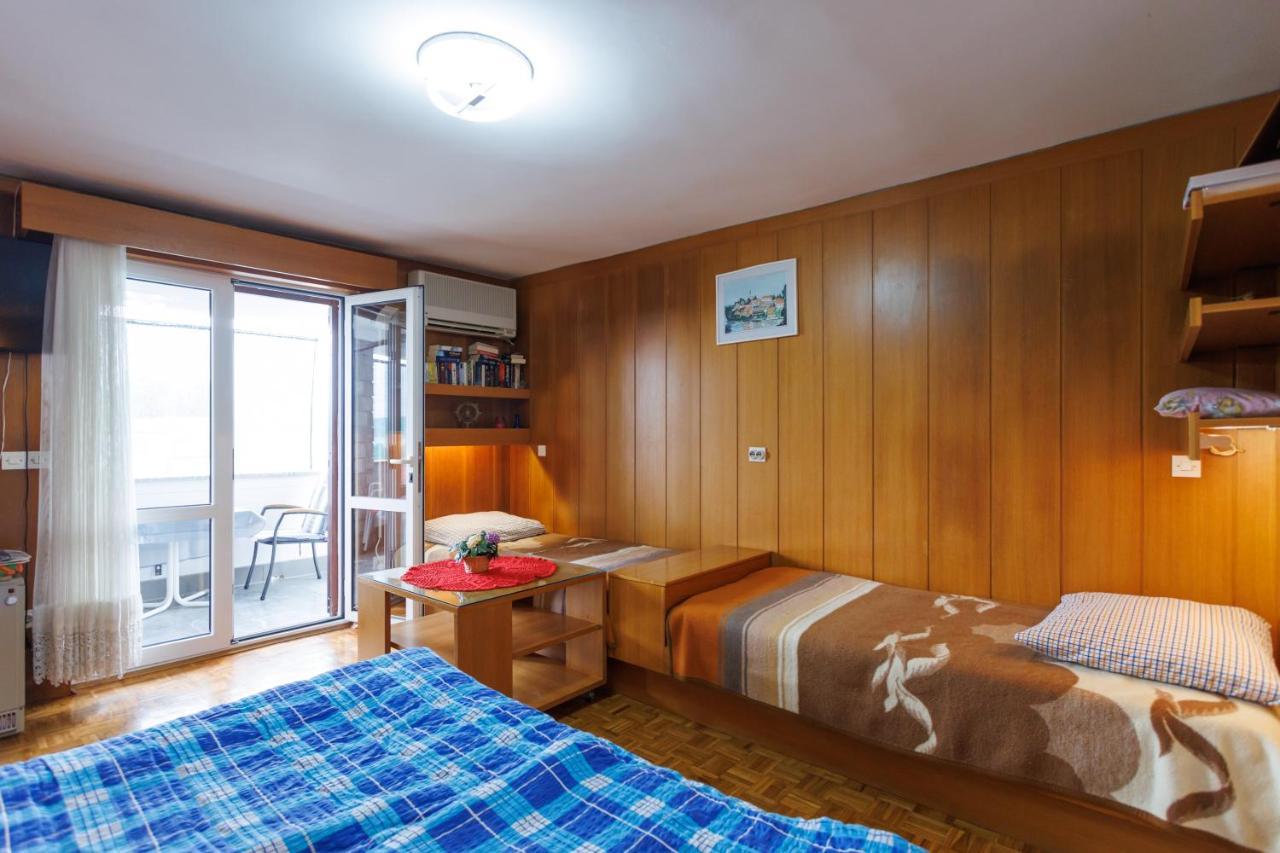 Apartments Pika 克尔克 外观 照片