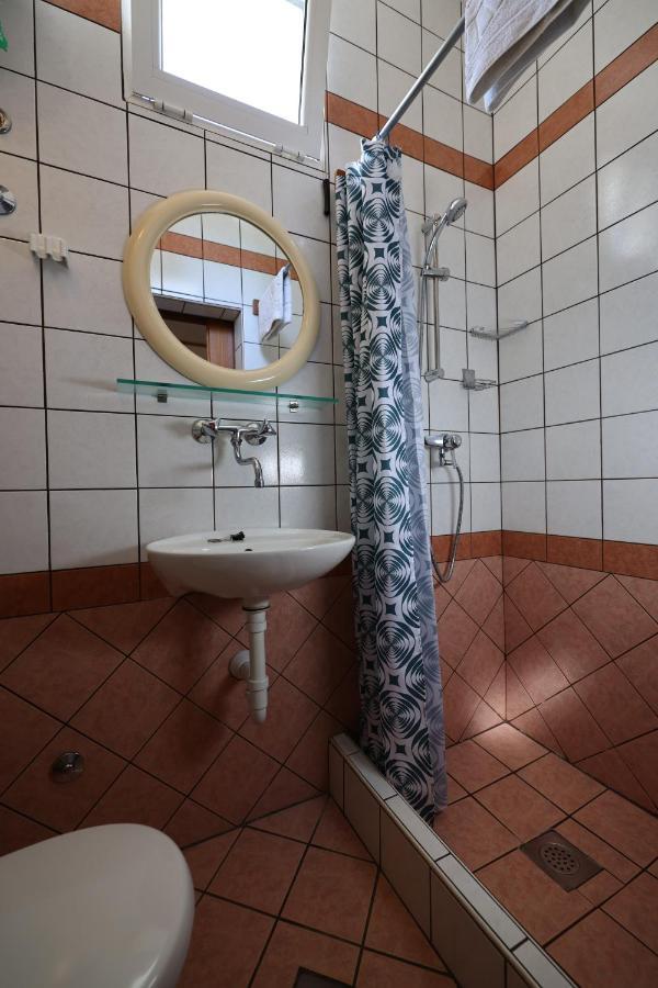 Apartments Pika 克尔克 外观 照片